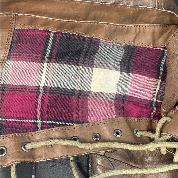 Light brown lace up booties - Picture 2 of 5